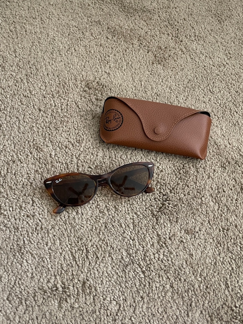 Ray-Ban Women’s Tortoiseshell Cat Eye Sunglasses - Brown